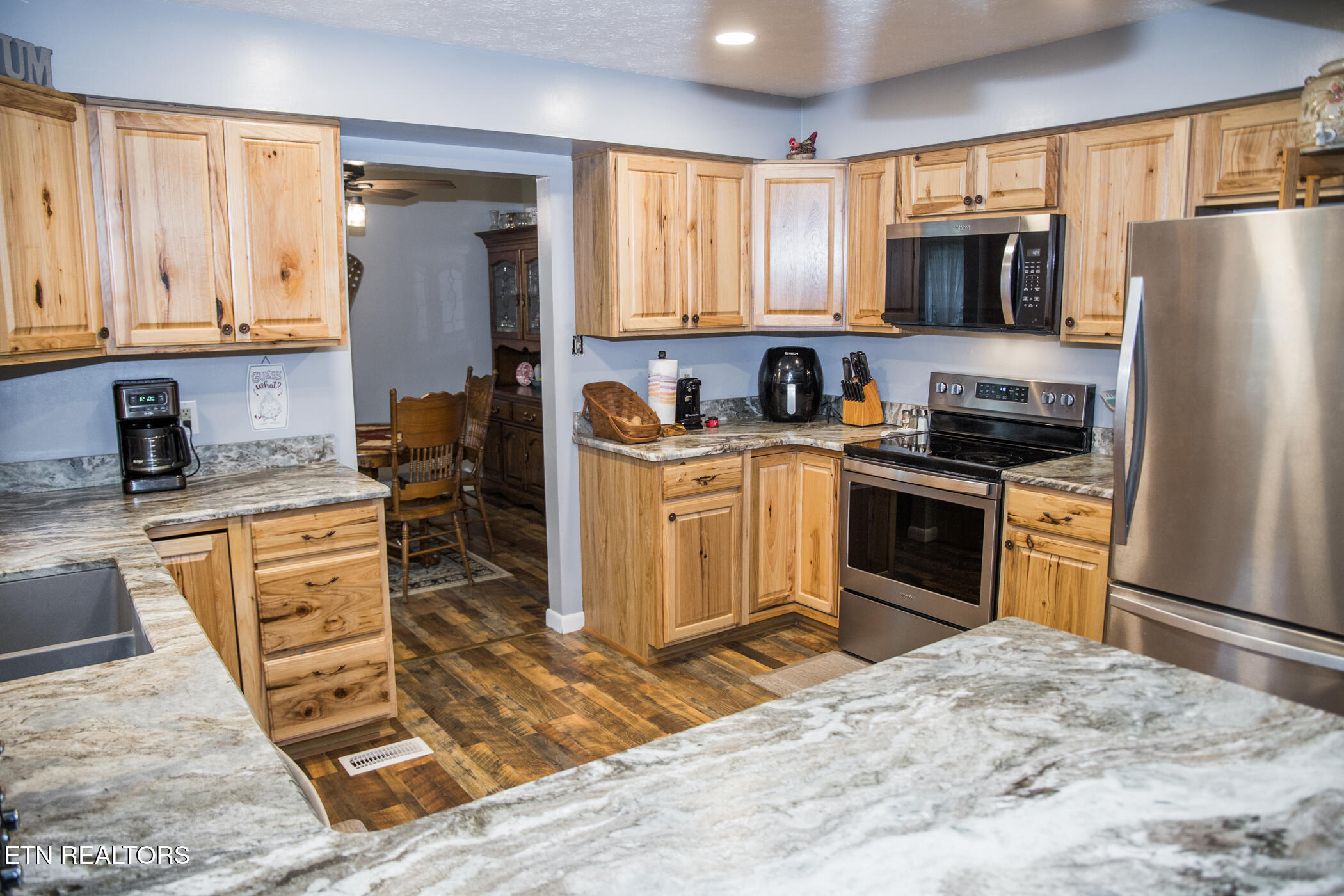 20 Black Oak Circle