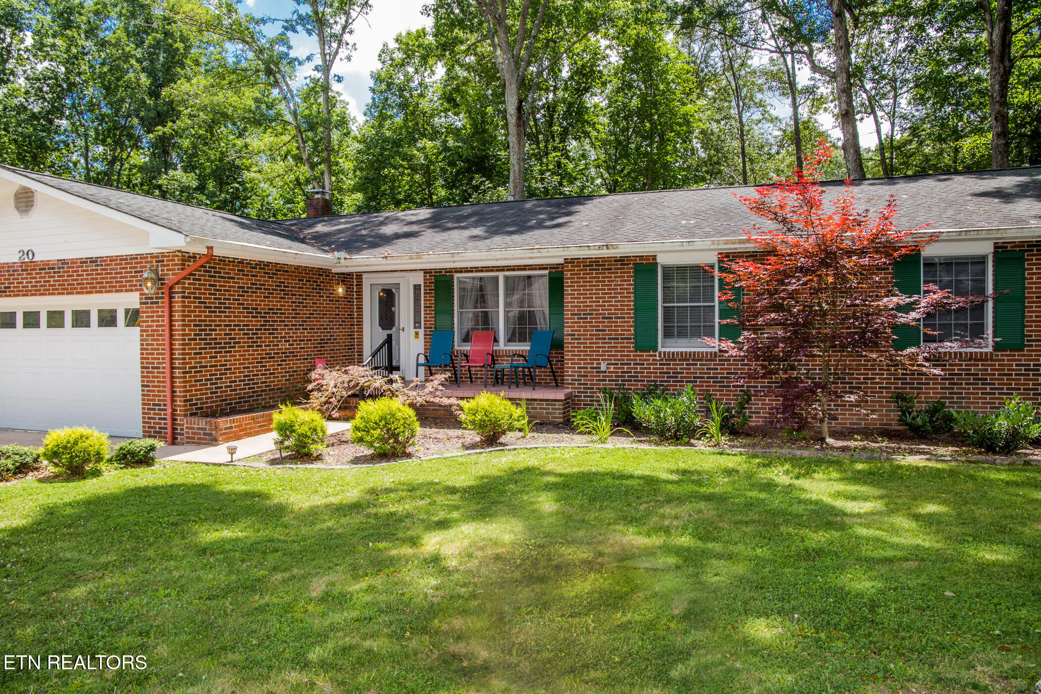 20 Black Oak Circle