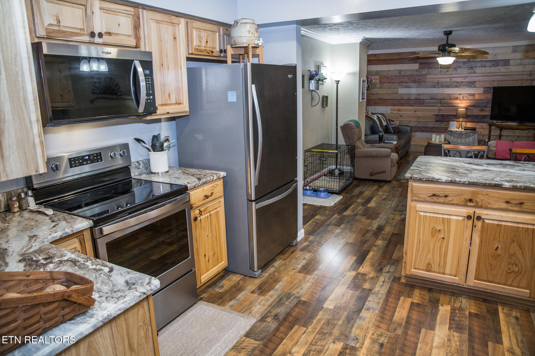 20 Black Oak Circle
