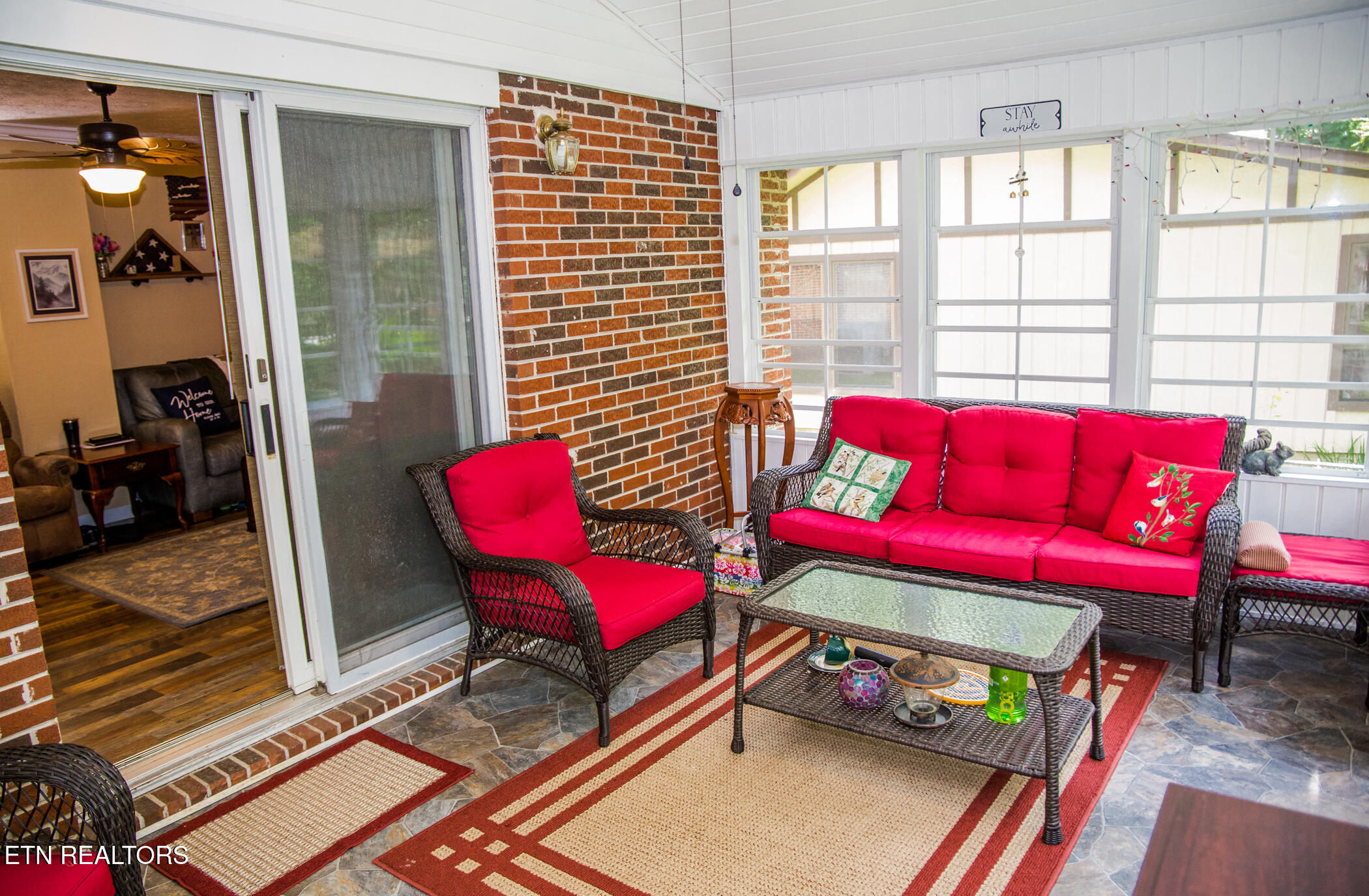 20 Black Oak Circle