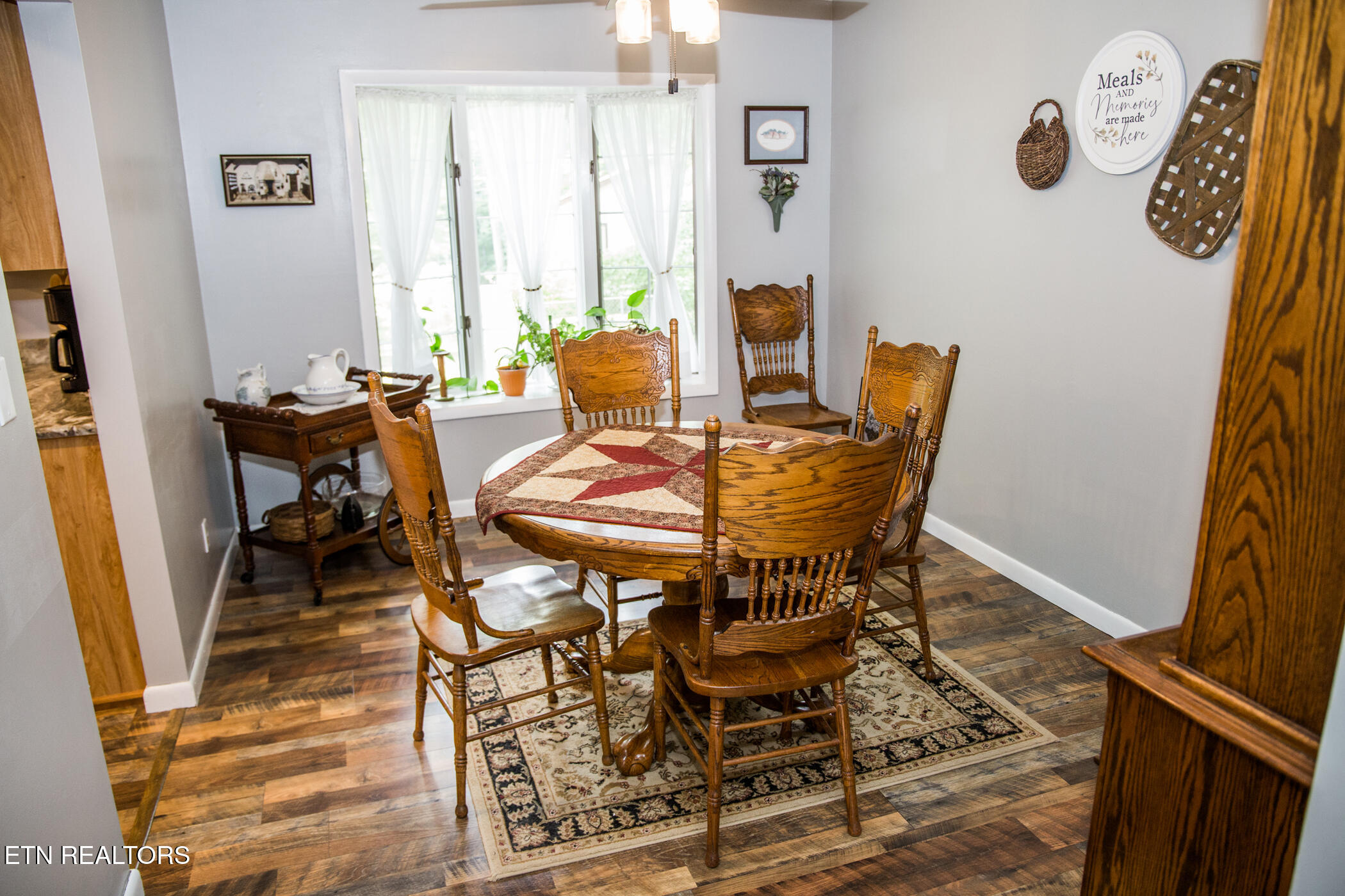 20 Black Oak Circle