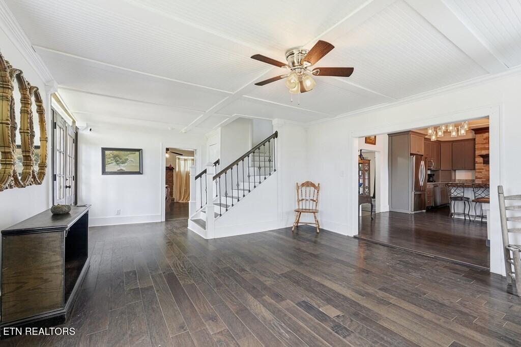 5360 Old Sparta Rd