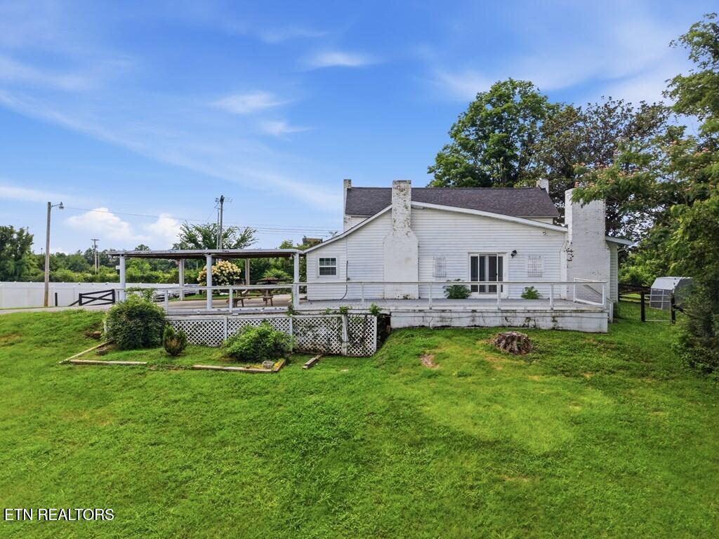 5360 Old Sparta Rd