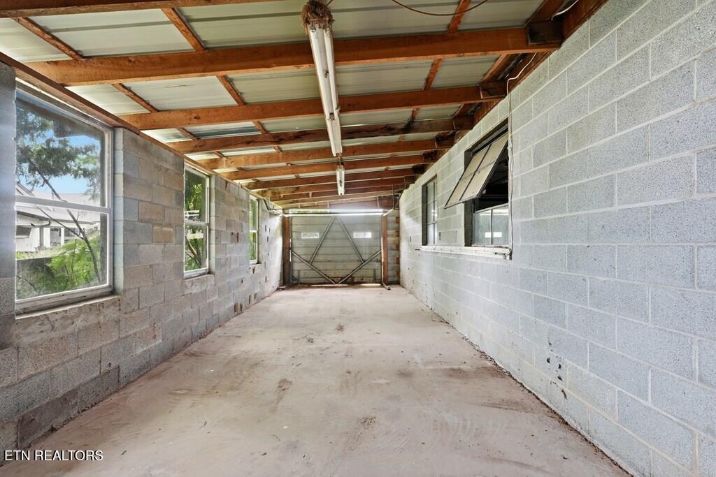 5360 Old Sparta Rd