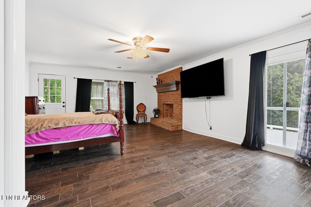 5360 Old Sparta Rd