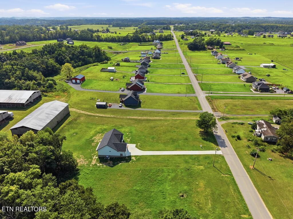 1741 Old Highway 52
