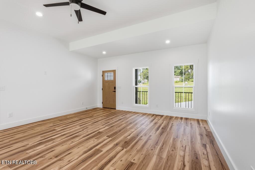 1741 Old Highway 52