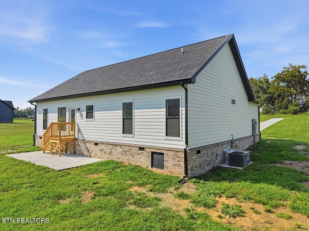 1741 Old Highway 52