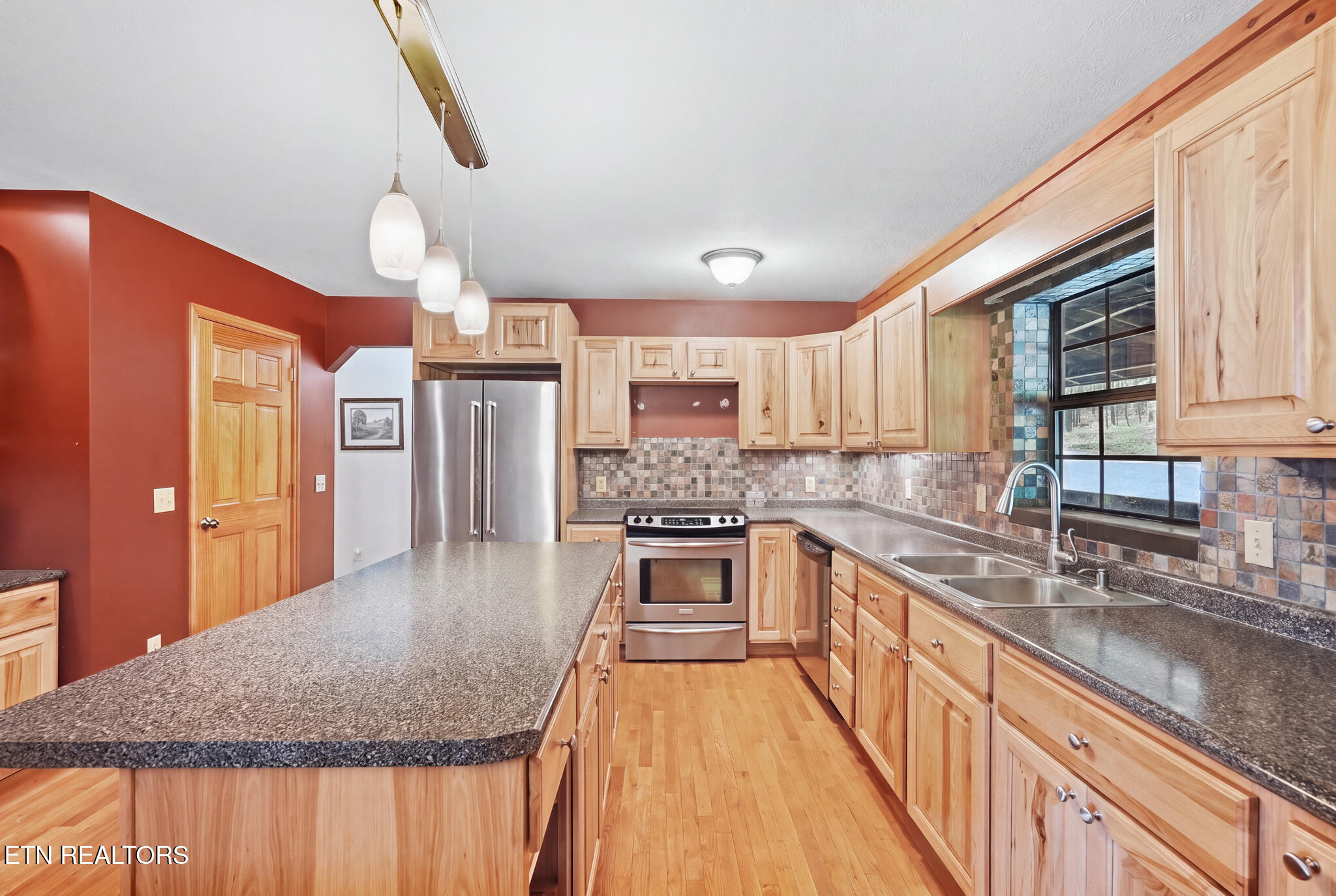 395 Hilltop Lane