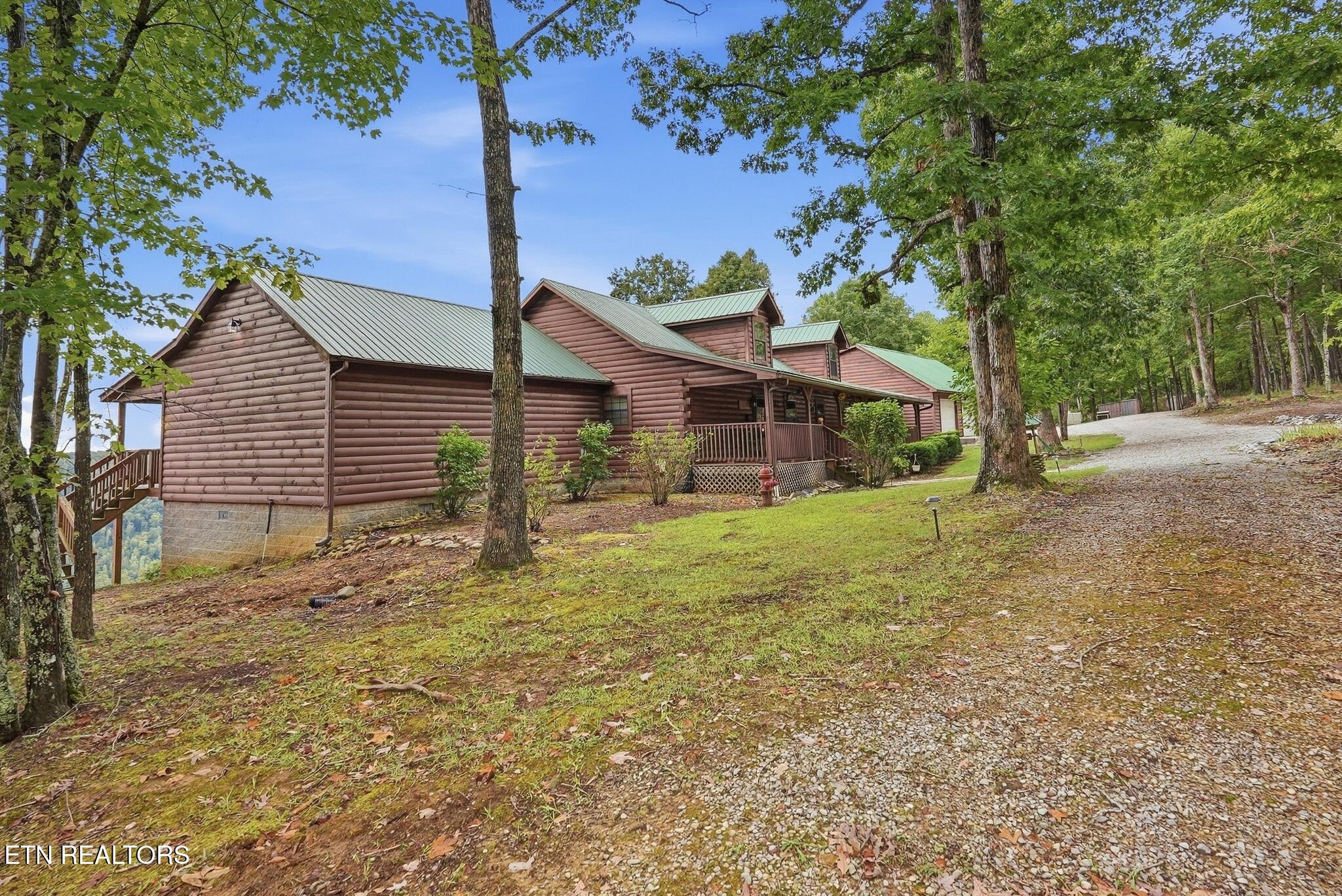 395 Hilltop Lane