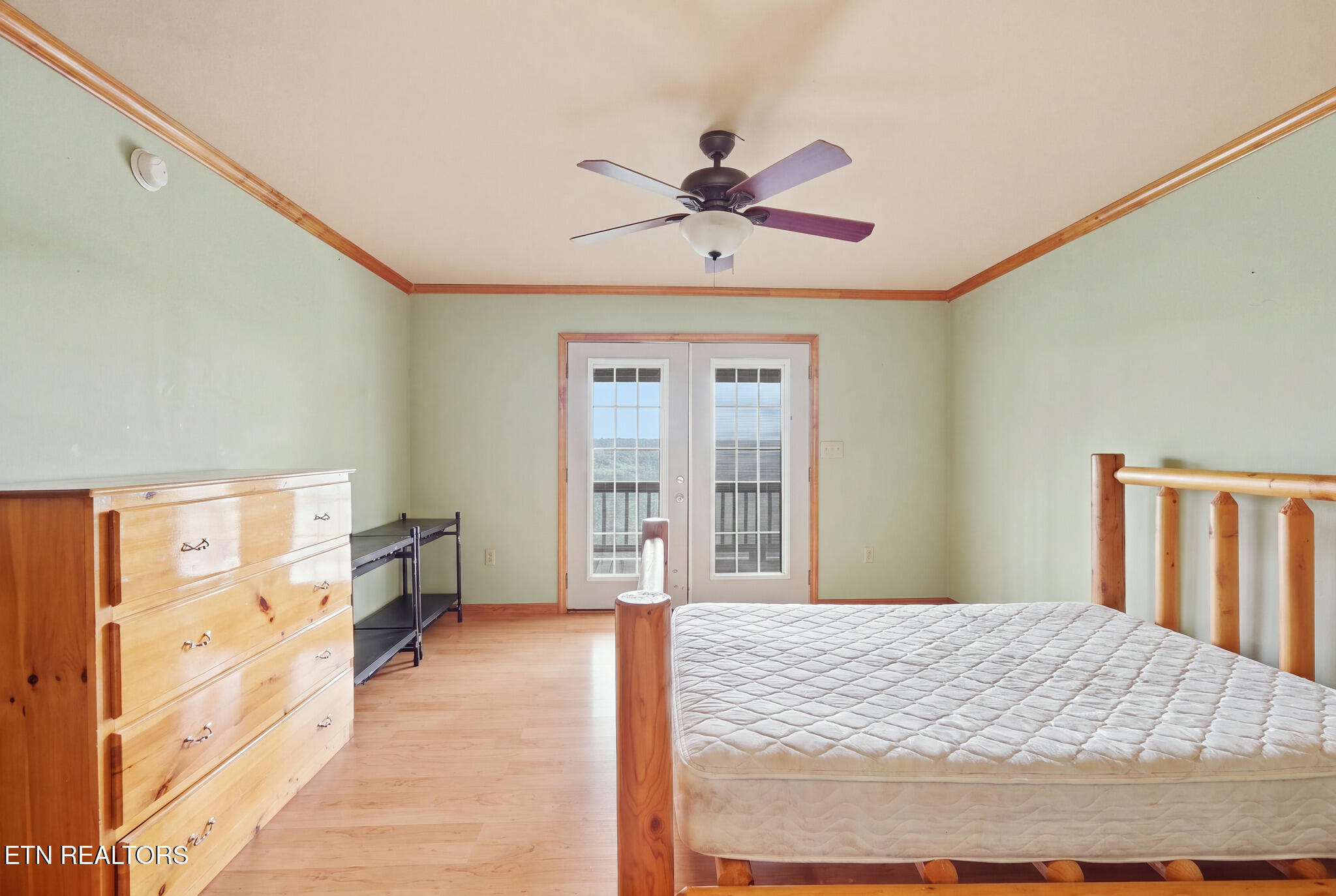 395 Hilltop Lane