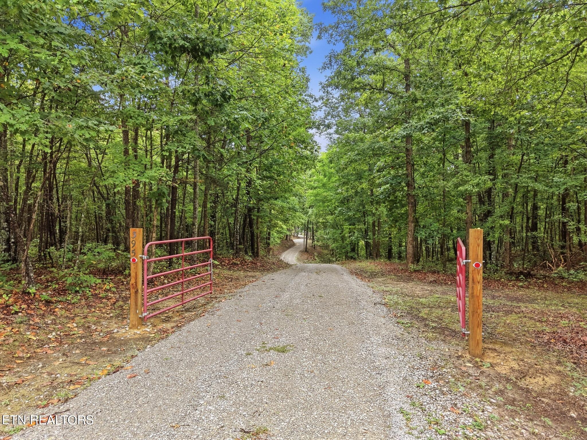 395 Hilltop Lane
