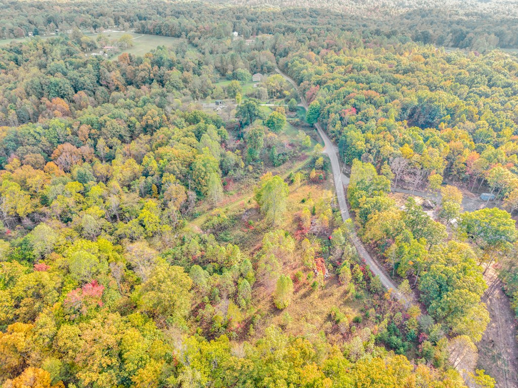 202 Sells Cemetery Rd