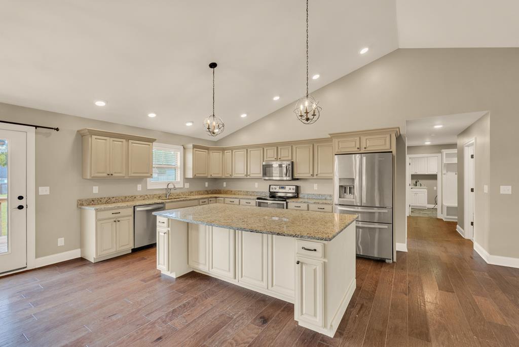 4808 Catherine Ct
