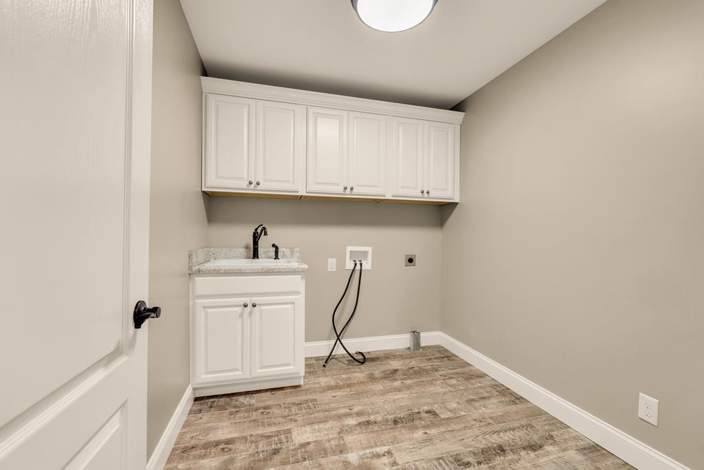 4808 Catherine Ct