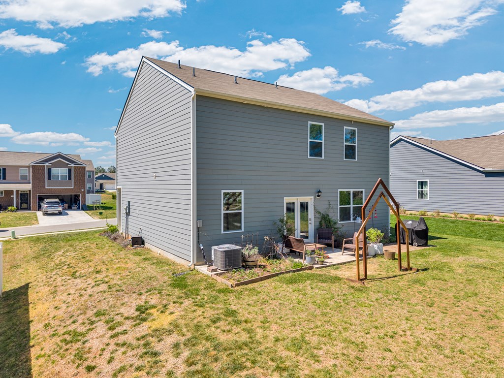 227 Harris Ln