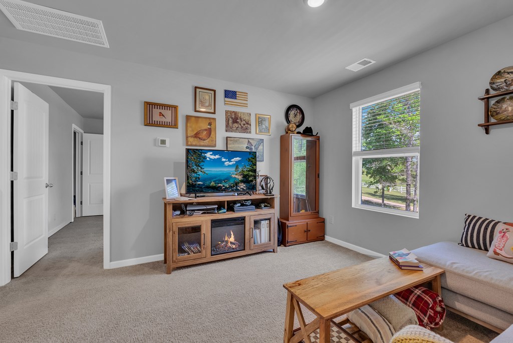 227 Harris Ln