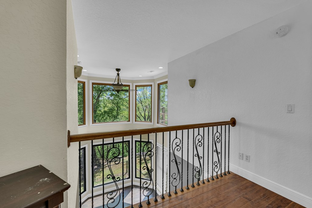 160 Eagles Bluff Cir