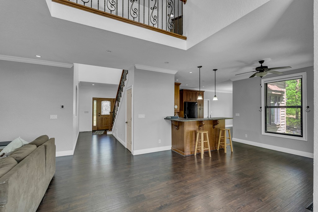 160 Eagles Bluff Cir