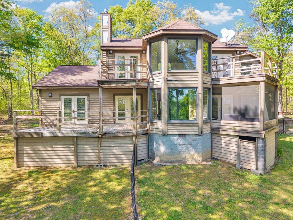 160 Eagles Bluff Cir