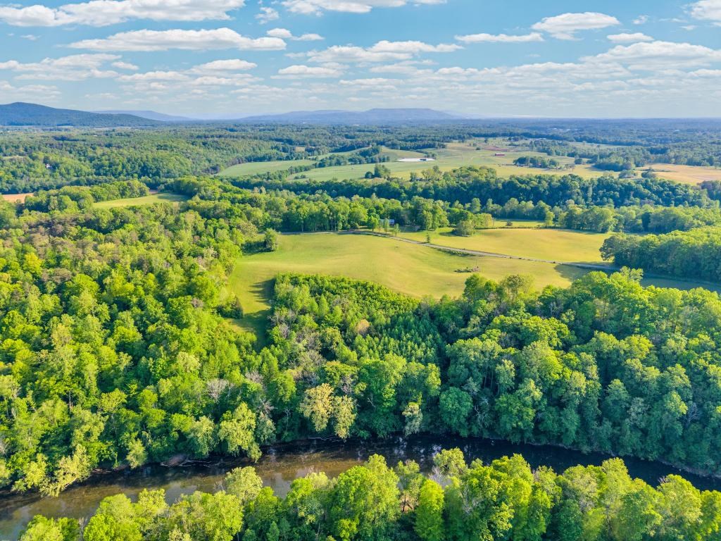 1992 Locke Bend Rd