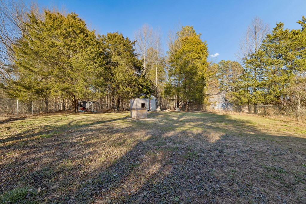 330 Deerfield Rd