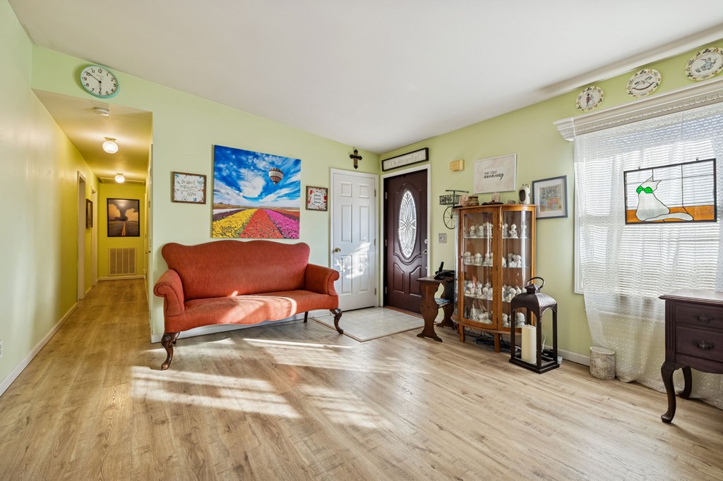 330 Deerfield Rd
