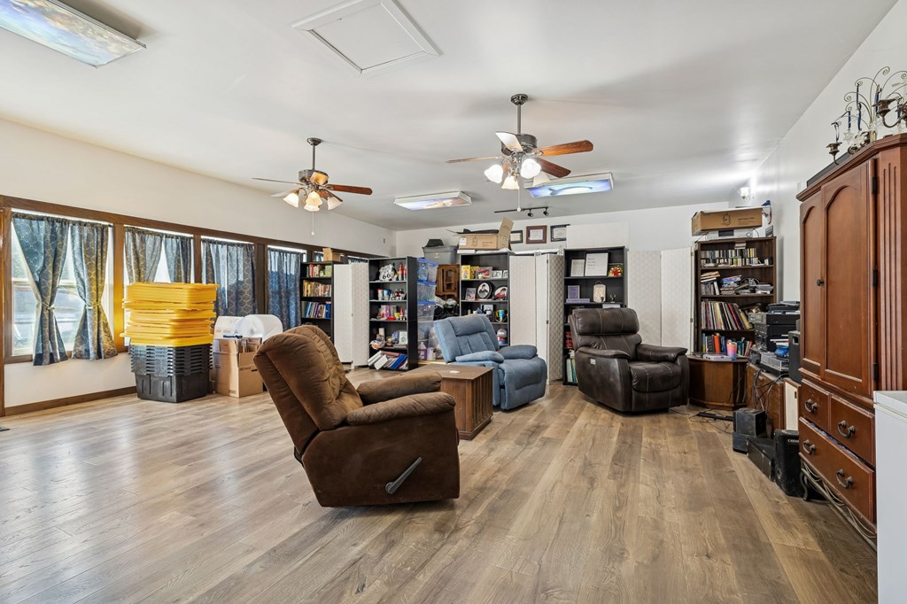 330 Deerfield Rd