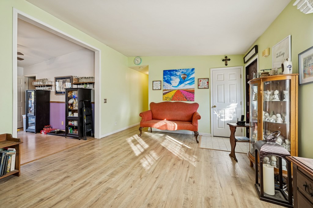 330 Deerfield Rd