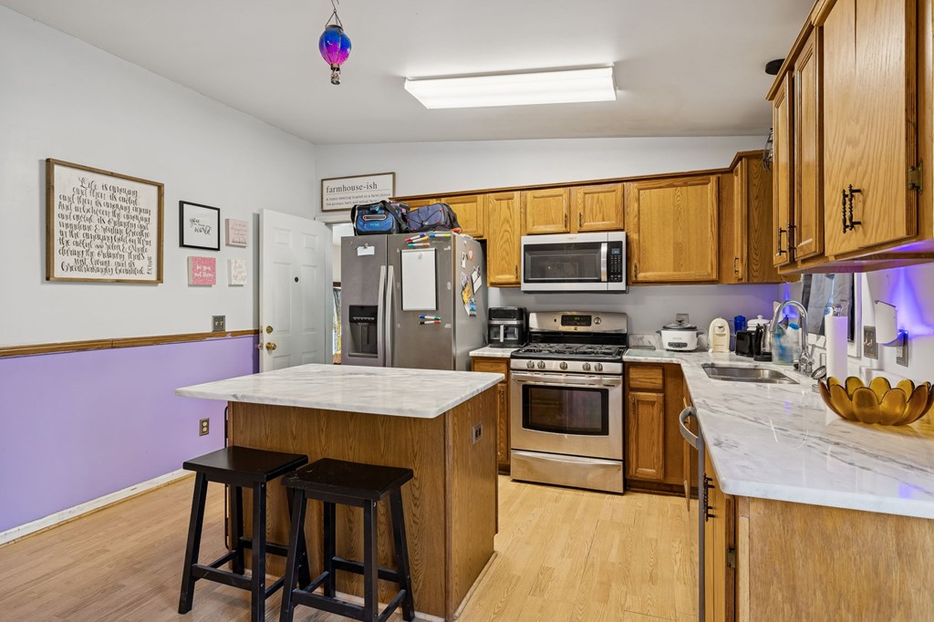 330 Deerfield Rd