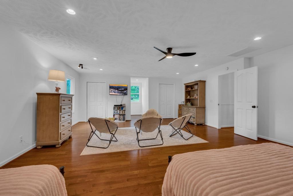 2193 Tollisontown Rd