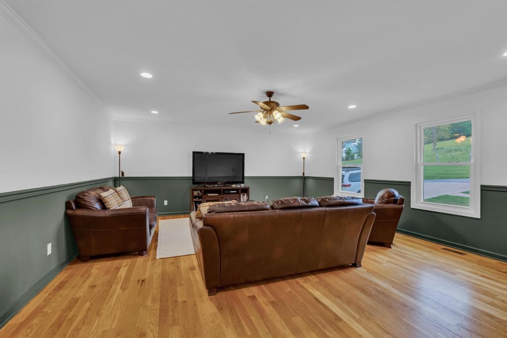 2193 Tollisontown Rd