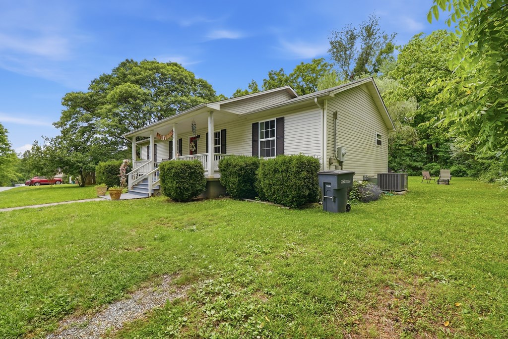 348 Vinson Ave
