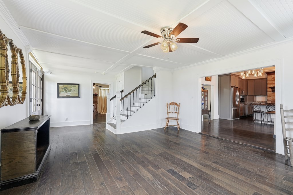 5360 Old Sparta Rd