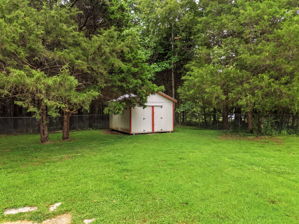 330 Deerfield Rd