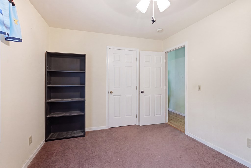 330 Deerfield Rd