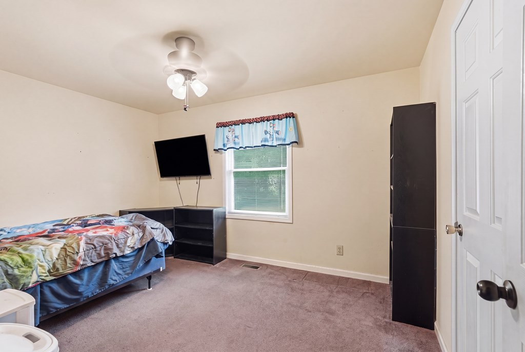 330 Deerfield Rd