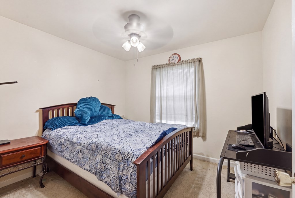 330 Deerfield Rd