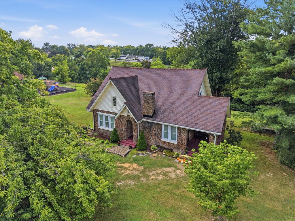 507 Lafayette Rd
