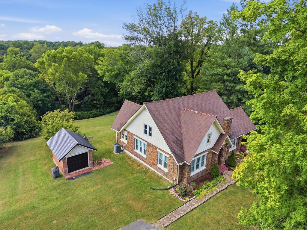 507 Lafayette Rd