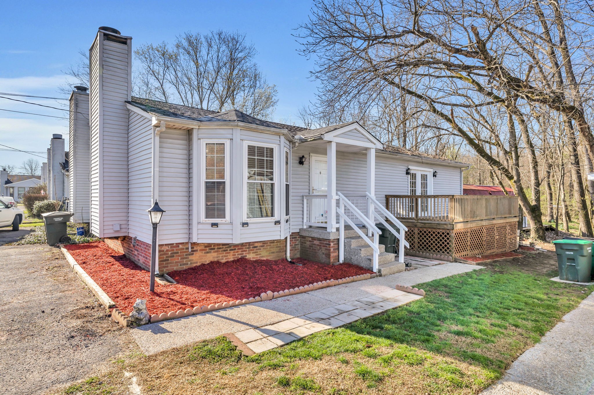 3035 Casa Dr