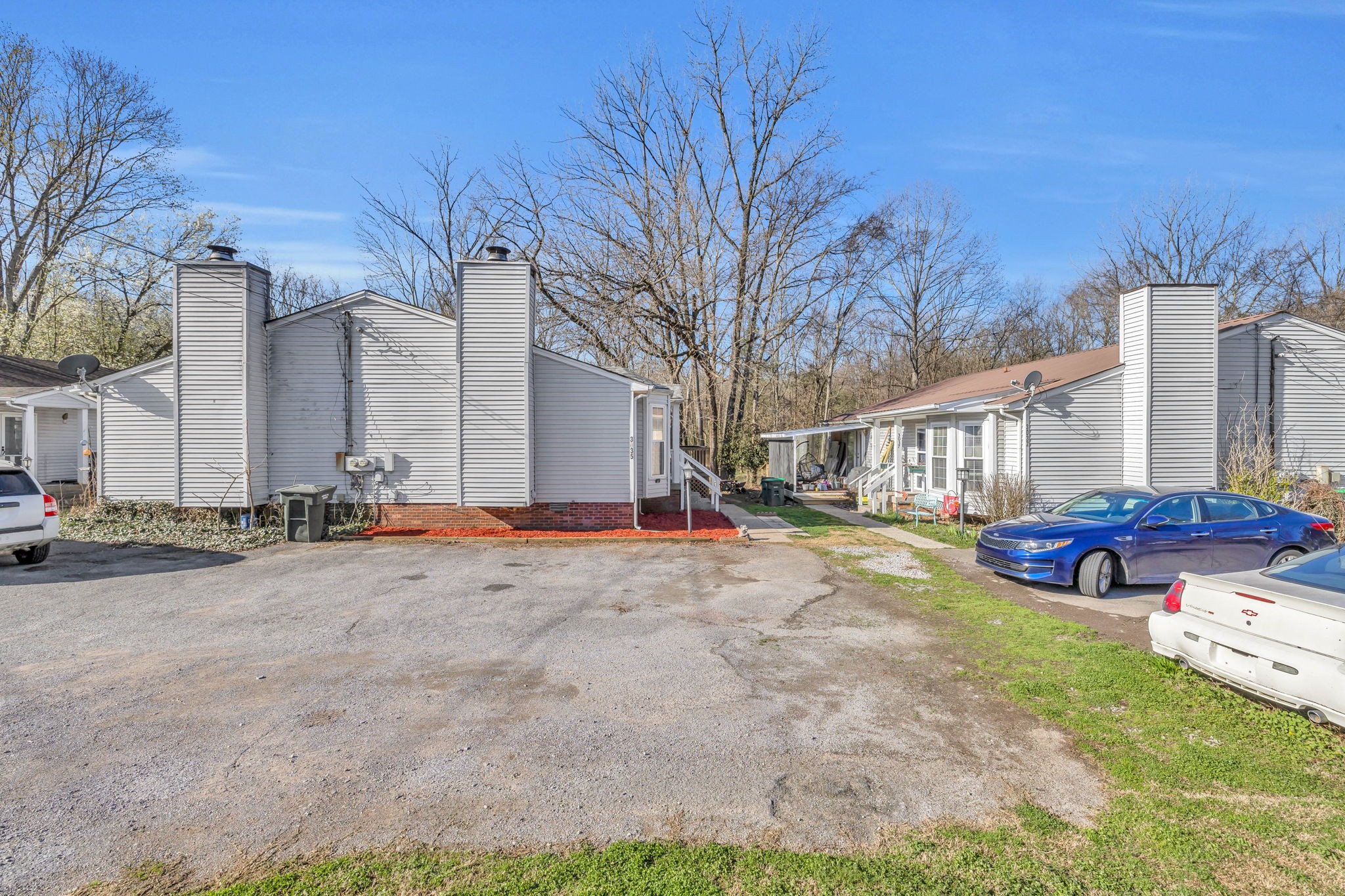 3035 Casa Dr