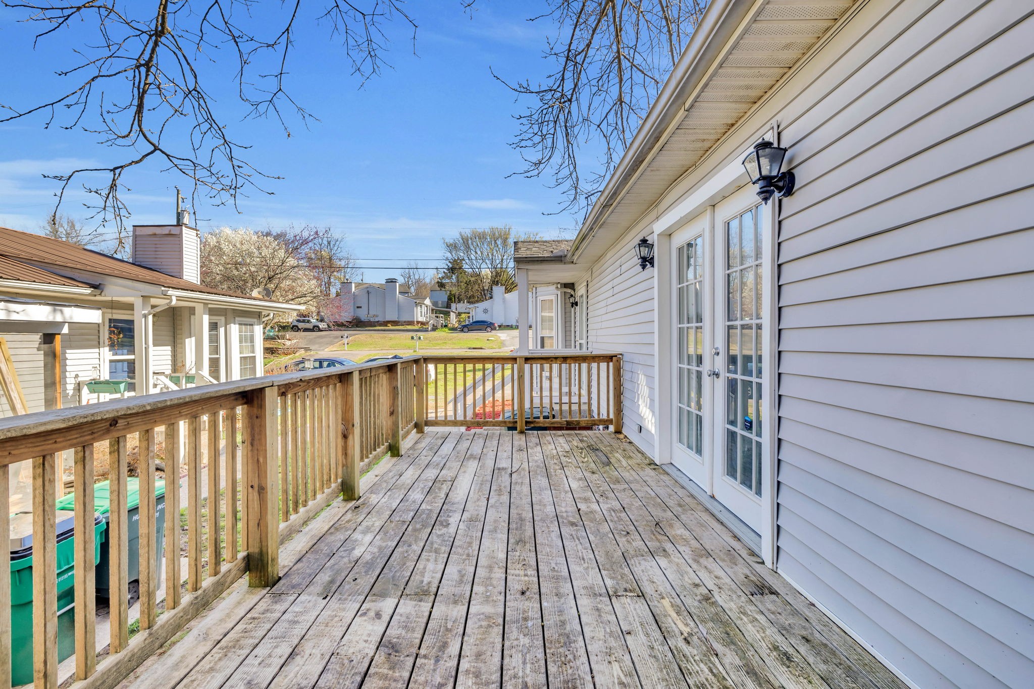 3035 Casa Dr