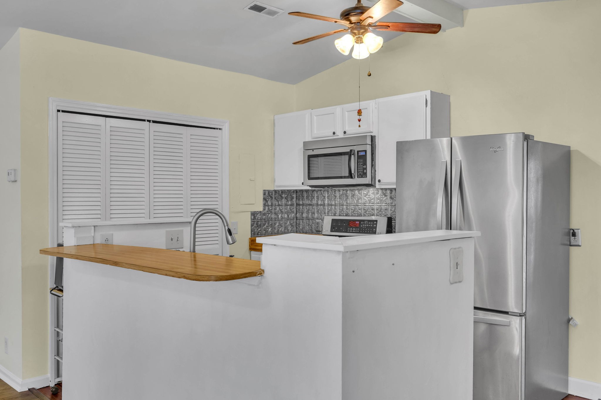 3035 Casa Dr