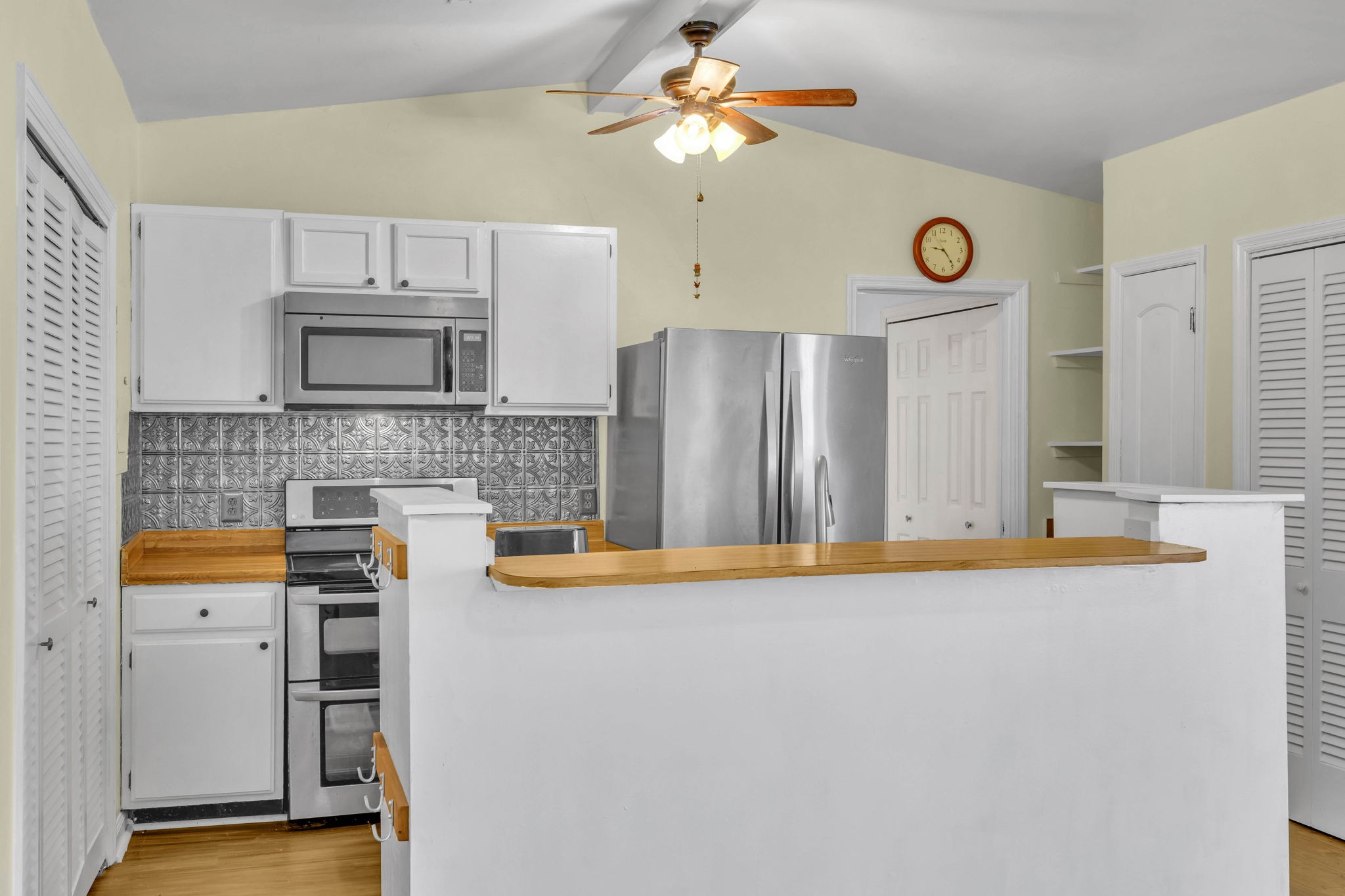 3035 Casa Dr