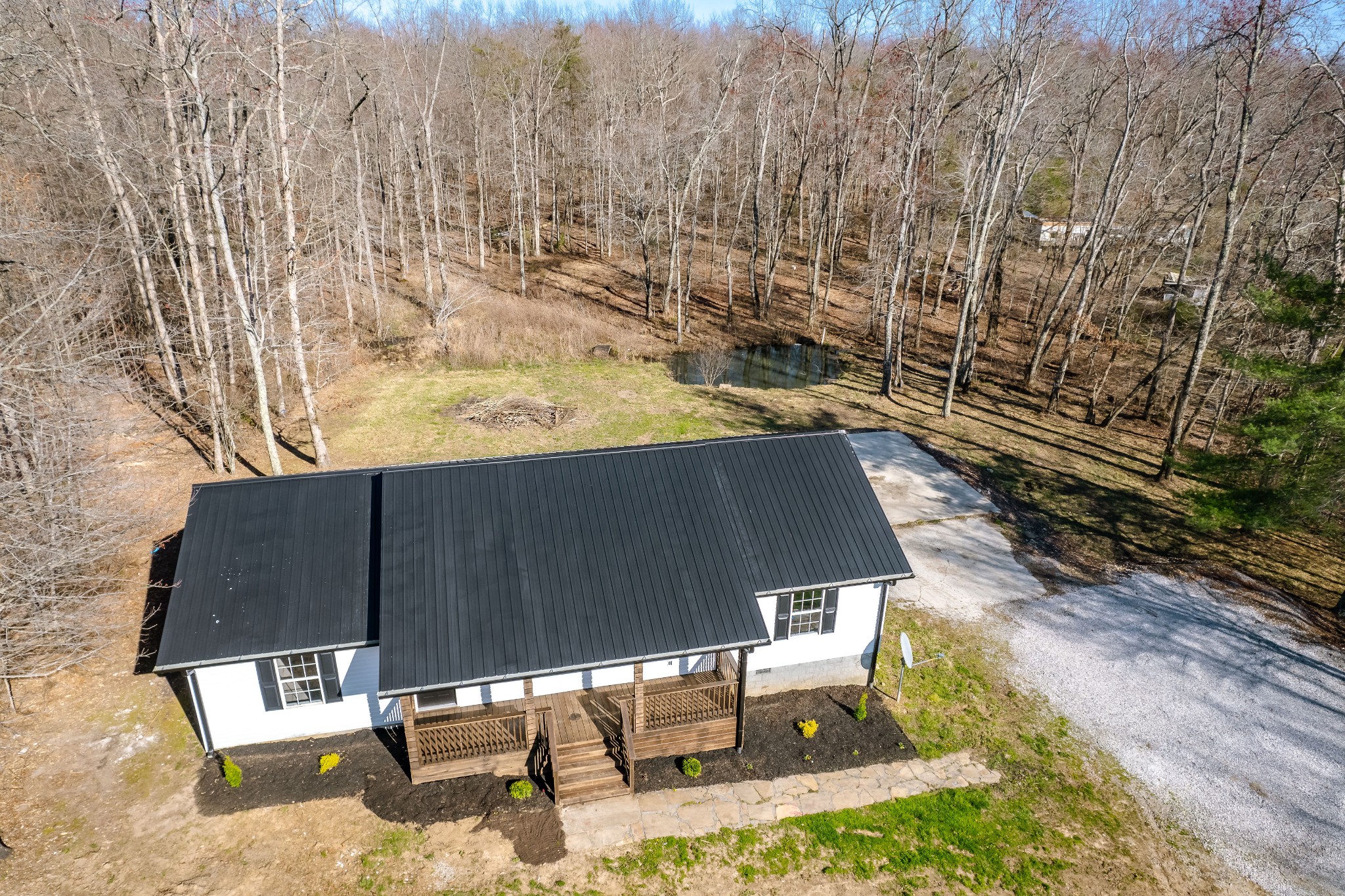 16040 Hwy 70 N
