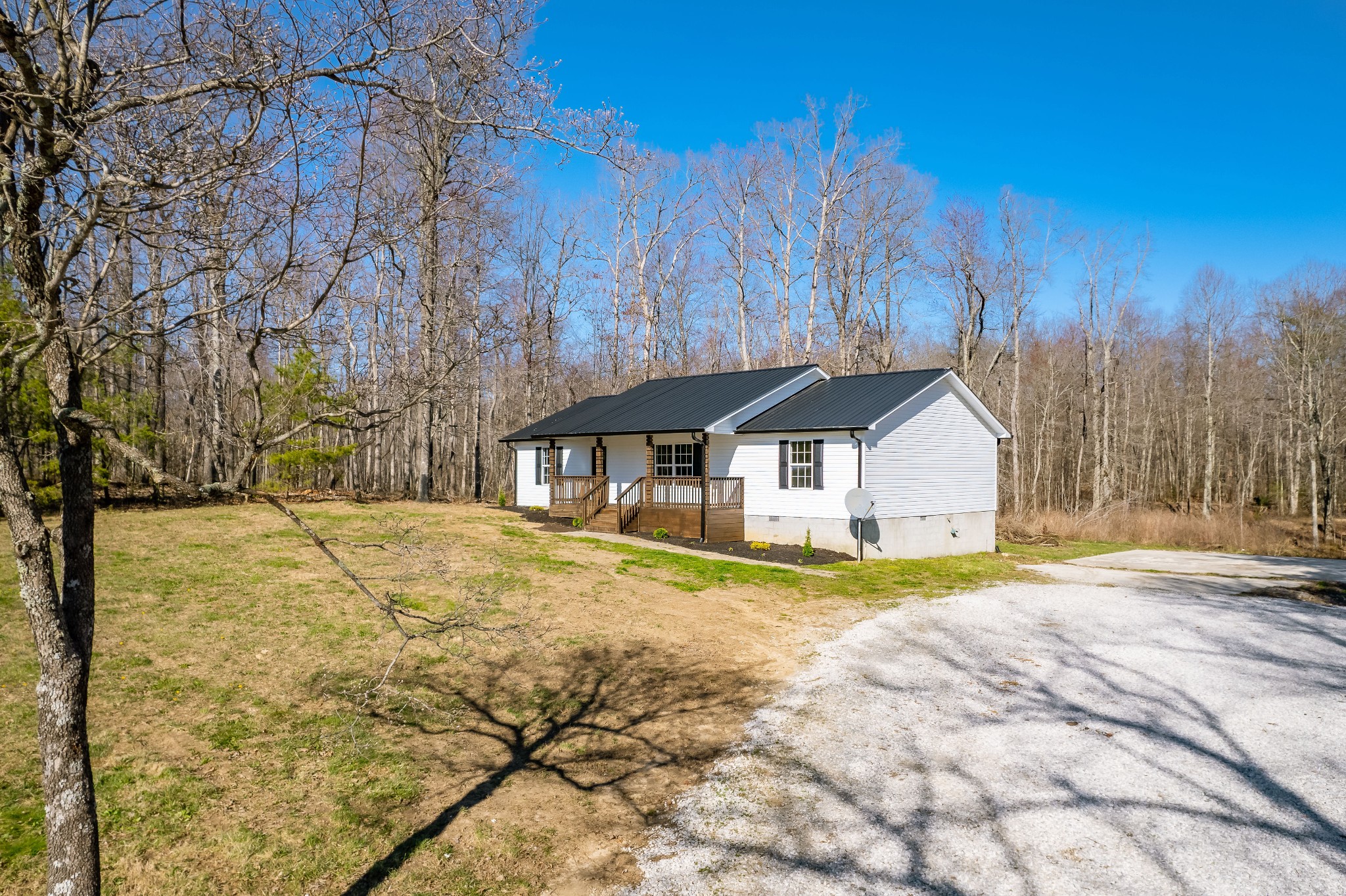 16040 Hwy 70 N