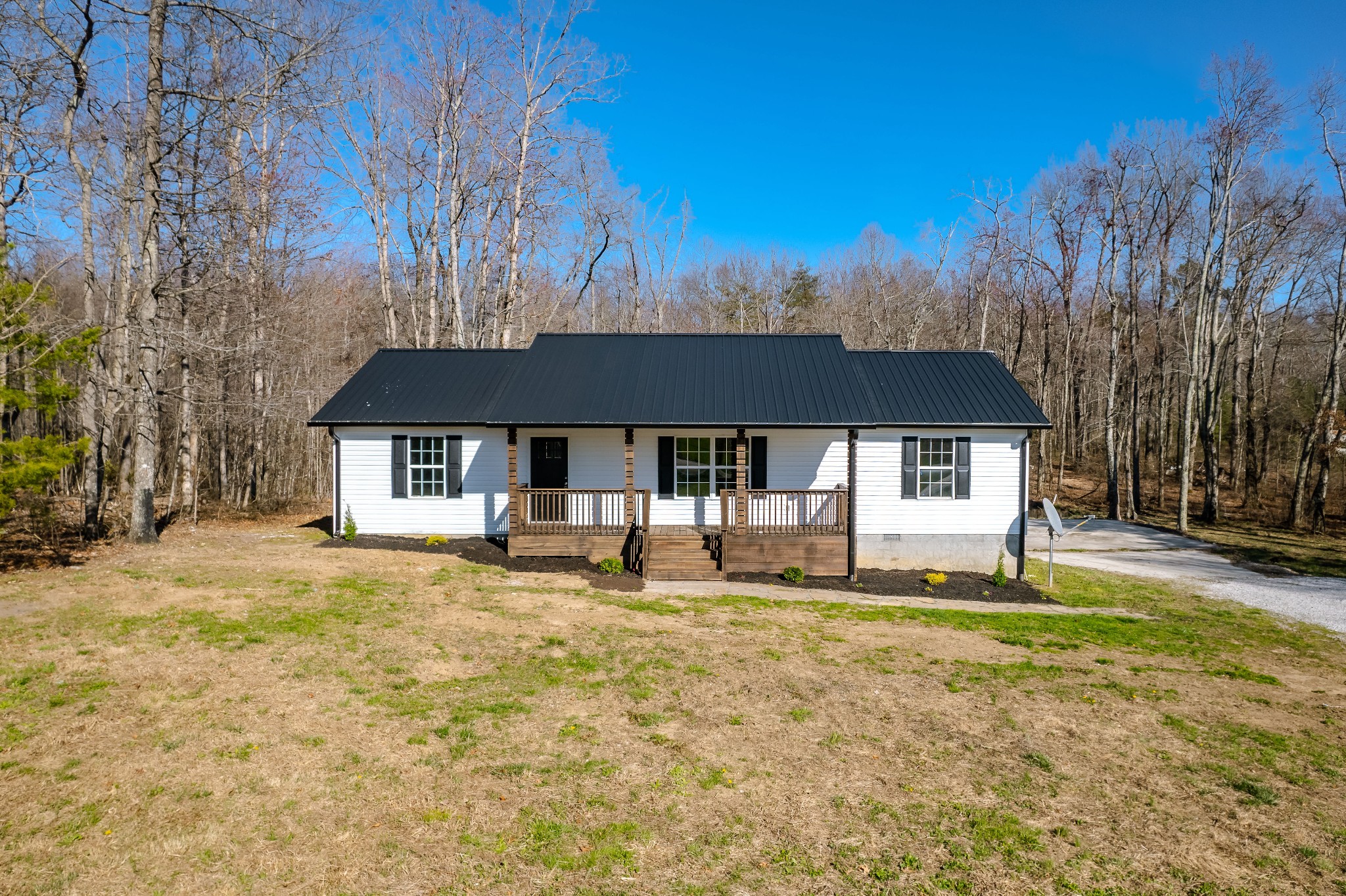 16040 Hwy 70 N