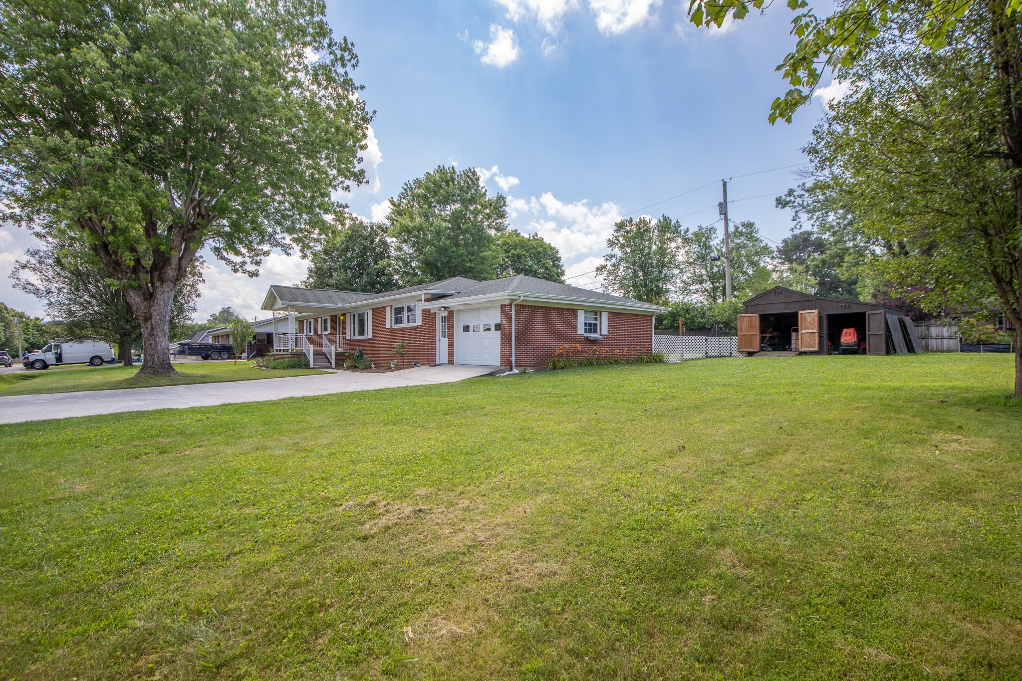 157 Joy Ln