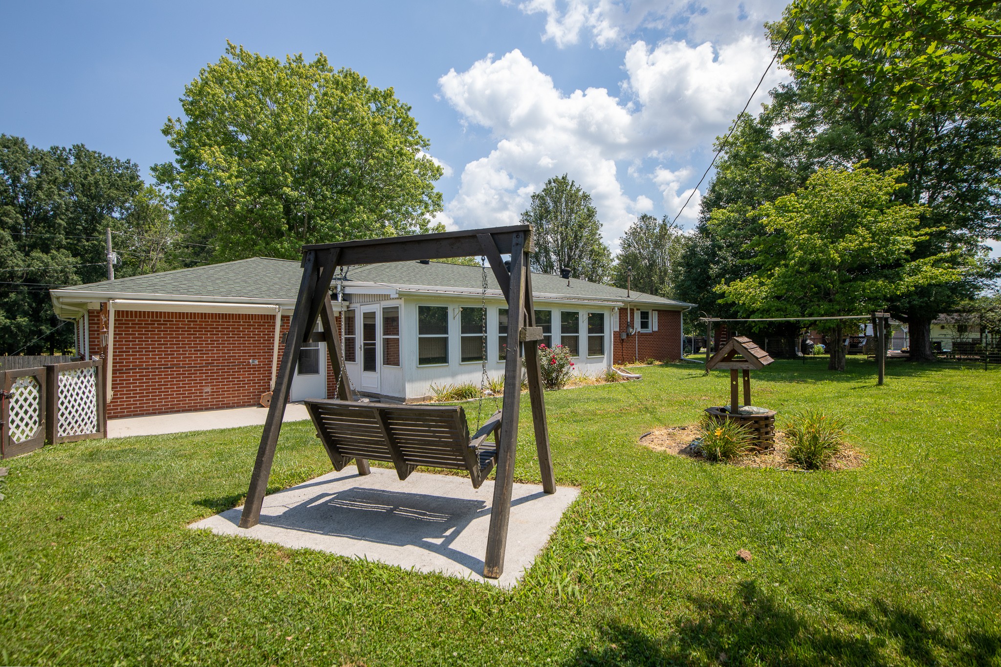 157 Joy Ln
